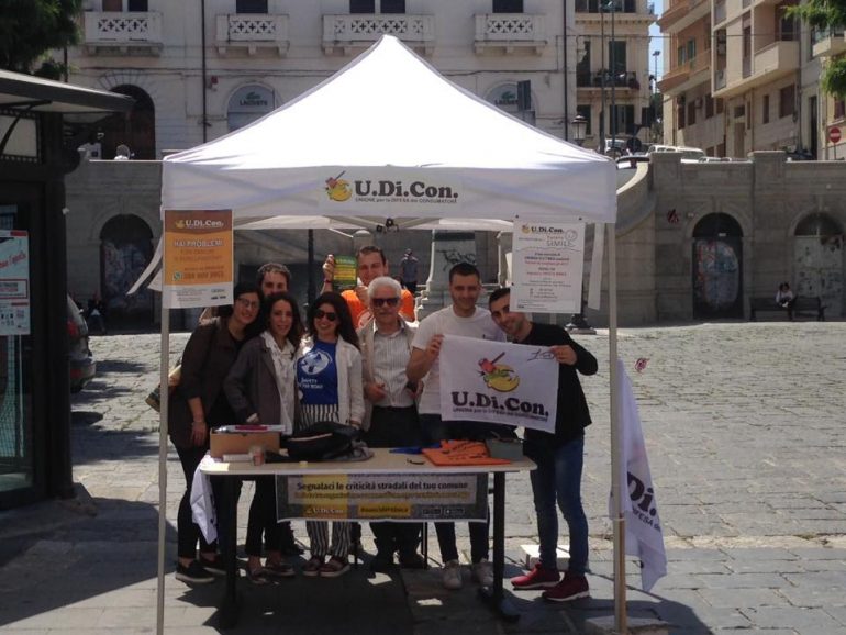 TREDICI GAZEBO PER LA SANITÀ SICILIANA. U.DI.CON. RACCOGLIE OPINIONI E DENUNCE DI MALASANITÀ